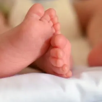 Catanzaro, dall'1 luglio i papà potranno tornare in sala parto