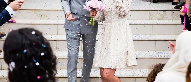 Finti matrimoni per il permesso di soggiorno, 24 indagati nel Catanzarese