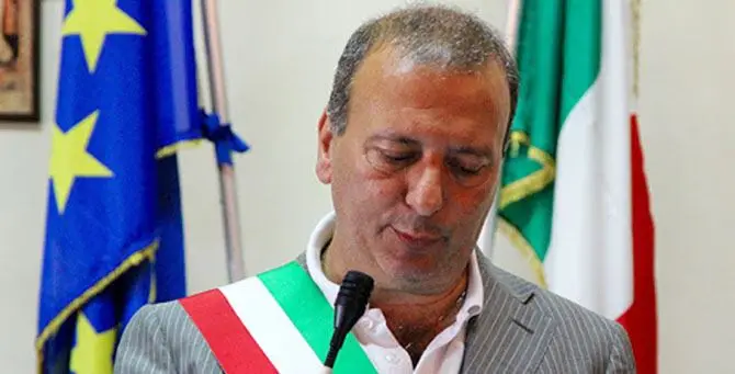 Castrovillari, giunta e maggioranza chiedono a Lo Polito di ricandidarsi