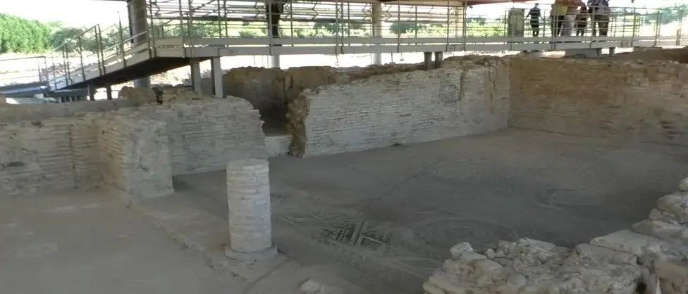 Casignana, presentati i lavori di recupero dei mosaici della villa romana