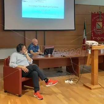 Lamezia, Comune verso il blocco del 5G e sulla discarica la maggioranza si spacca