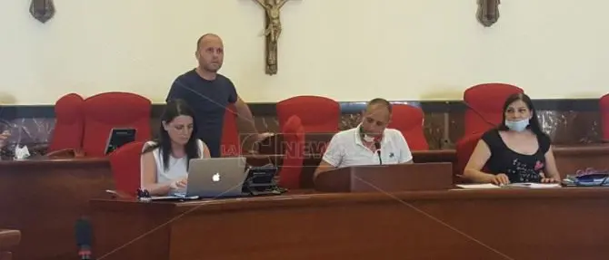 Vibo, il Comune “dimentica” di eliminare i residui e il buco cresce a 2,5 milioni