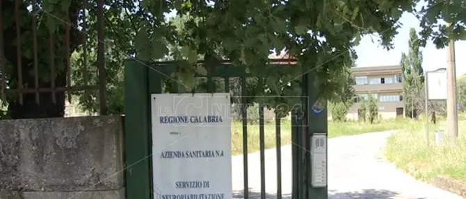 Bimbi disabili ancora senza terapie riabilitative. L'appello all'Asp: «Violati i loro diritti»