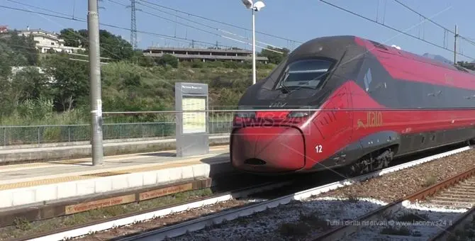 Il treno Italo debutta a Scalea, associazioni in festa: «Evento storico»