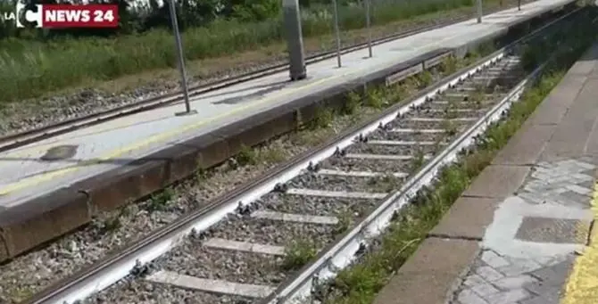 Vandali in stazione a Catanzaro Lido: individuati grazie alle telecamere e denunciati