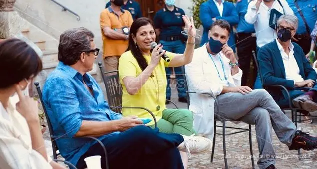 Santelli presenta il corto di Muccino. «Farà innamorare il mondo della Calabria»