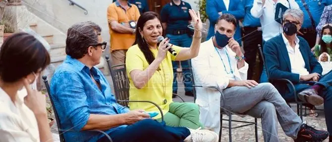 Santelli presenta il corto di Muccino. «Farà innamorare il mondo della Calabria»