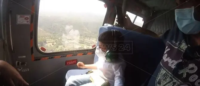 Volare in elicottero, il sogno di due piccoli pazienti del Pugliese si realizza a Vibo