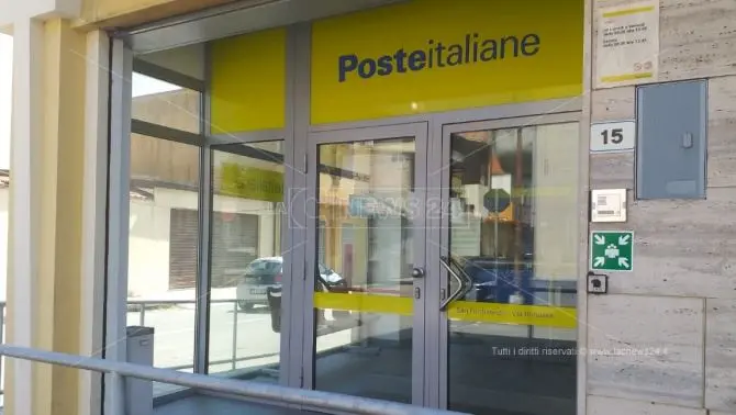 Rapina alle Poste di San Ferdinando, malviventi in fuga col bottino