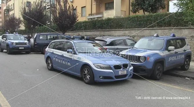 Cosenza, pretendono soldi dal Caf e aggrediscono l’impiegata