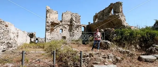 Ripartire dalle bellezze della Calabria, benvenuti nel Castello di Bivona
