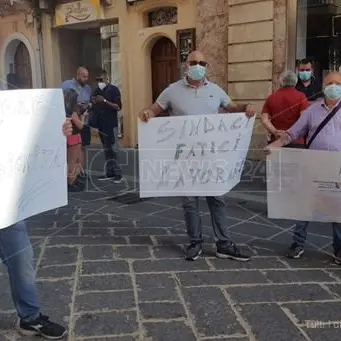 Stop a fiere e sagre, a Vibo ambulanti sul piede di guerra: «Vogliamo lavorare»