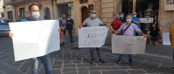 Stop a fiere e sagre, a Vibo ambulanti sul piede di guerra: «Vogliamo lavorare»