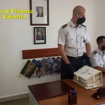 Tropea, i buoni spesa andavano a finti poveri. La guardia di finanza denuncia 126 persone