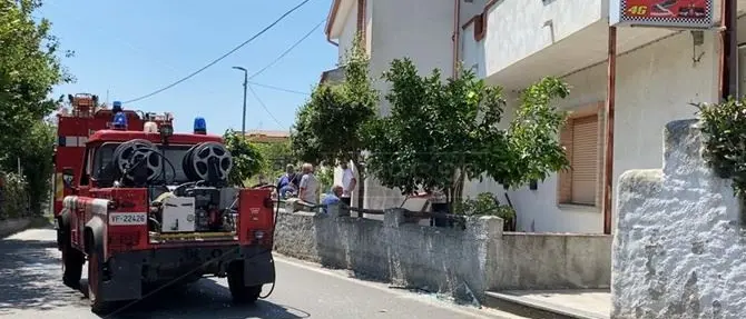 Paura a Catanzaro per l'esplosione di una bombola, una persona ferita