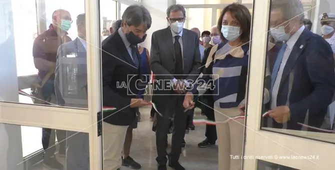 Scalea, inaugurata la nuova sede Inps ma gli uffici rimangono chiusi