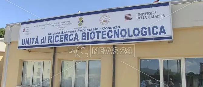 Cosenza, l'Ail denuncia: «Diagnosi ematologiche più costose e meno precise»