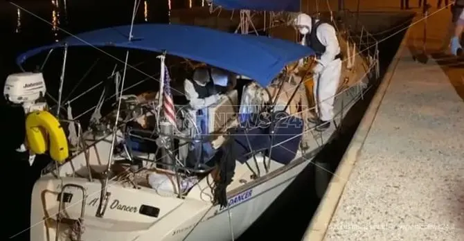 Nuovo sbarco in Calabria, 70 migranti approdano a Roccella