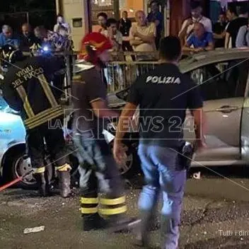 Cosenza, tragico incidente in città tra due auto: muore una giovane mamma