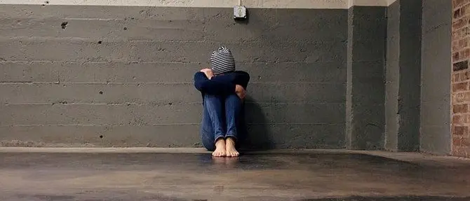 Lamezia, ai domiciliari contatta la sua vittima sui social: pedofilo torna in carcere