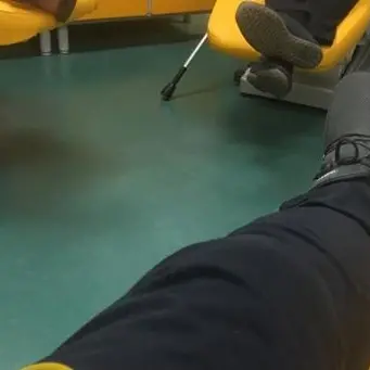 «Ore di chemio su poltrone non sanificate»: l'allarme di un paziente oncologico