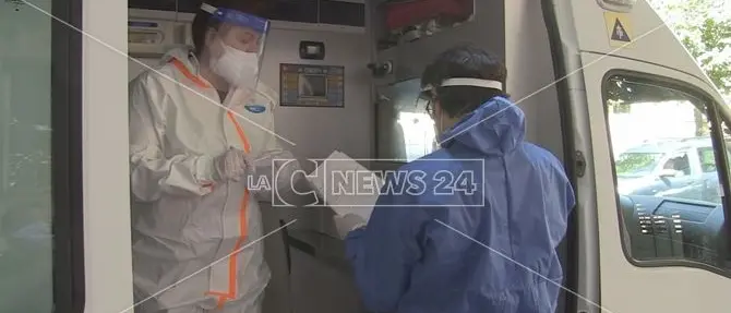 Coronavirus a Cosenza, dopo il caso della famiglia contagiata l’Asp dispone altri test