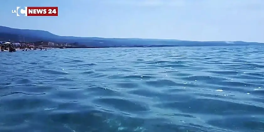 Mare, tre punti inquinati lungo il Tirreno cosentino: i dati Arpacal