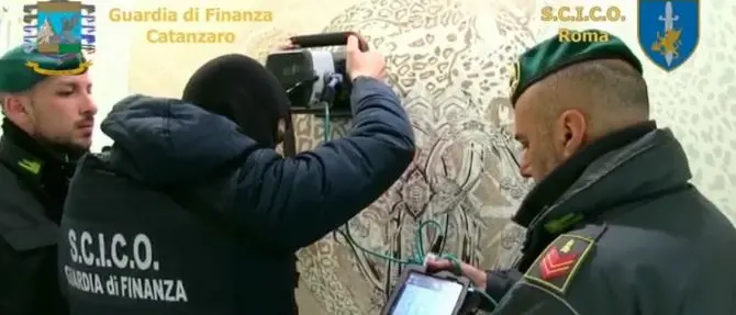 Traffico di droga, maxi operazione della Guardia di finanza tra Lamezia e Vibo: 75 arresti