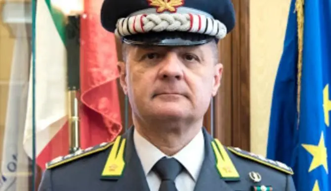 Imponimento, il comandante della Guardia di finanza in Calabria per omaggiare i colleghi