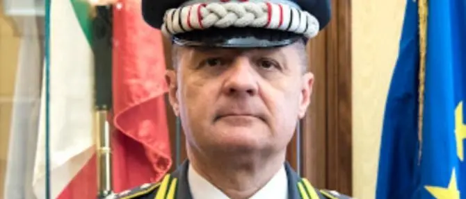 Imponimento, il comandante della Guardia di finanza in Calabria per omaggiare i colleghi