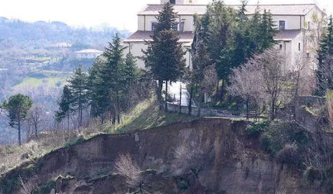 Frana a Castrovillari, avviato iter per i lavori sul colle della Madonna del Castello