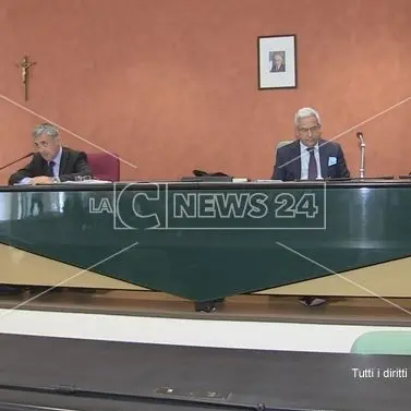 Ato Cosenza, l'assemblea dei sindaci respinge le dimissioni di Marcello Manna