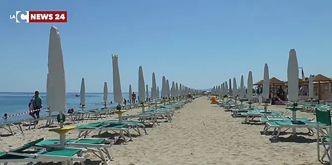 Corigliano-Rossano, nuovo sequestro per il lido Nettuno. Ma i titolari non ci stanno