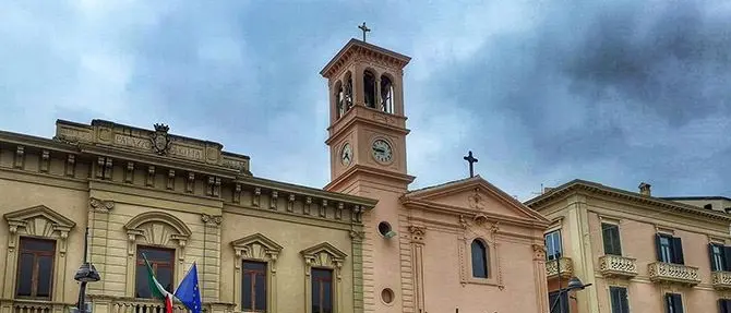 Elezioni a Castrovillari, centrosinistra diviso dopo la discesa in campo di Lo Polito