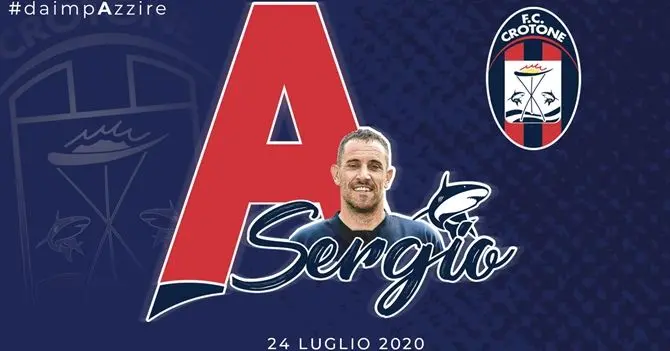 Il Crotone dedica la Serie A al preparatore atletico morto: «Sergio li ha fatti correre da lassù...»