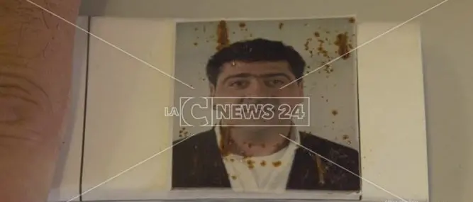 Cadavere dimenticato un anno in obitorio per colpa di un errore burocratico