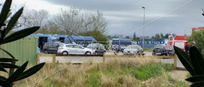 Disordini tendopoli San Ferdinando, 9 migranti accusati di danneggiamento