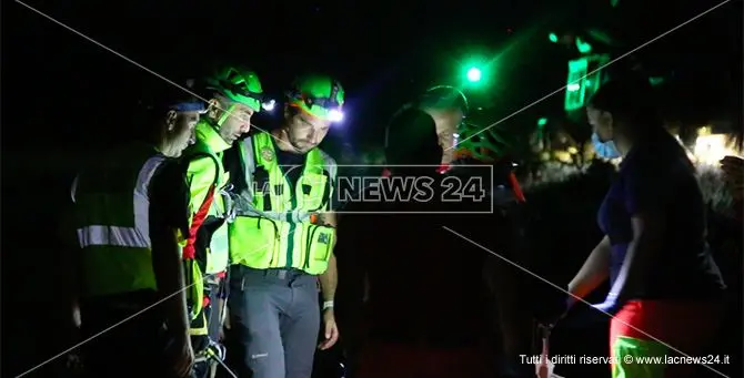 Si ferisce mentre fa trekking sul Pollino, salvataggio notturno per un escursionista