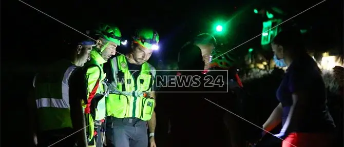 Si ferisce mentre fa trekking sul Pollino, salvataggio notturno per un escursionista