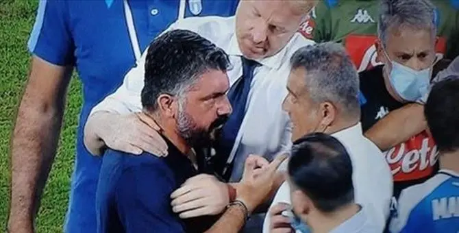 «Terrone a me? Vieni a dirmelo in faccia», la furia di Gattuso al termine di Napoli-Lazio