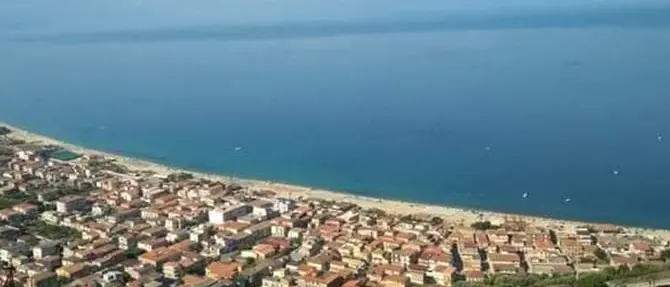 Inchiesta sui lavori del lungomare e pineta di Nicotera: quattro indagati