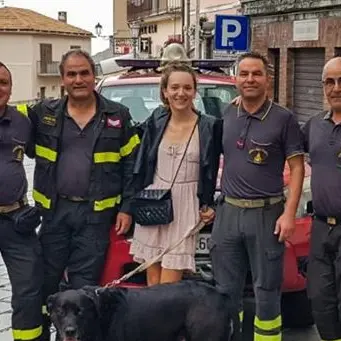 Turista si smarrisce e si blocca vicino un dirupo, salvata dai vigili del fuoco