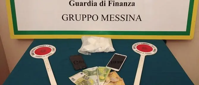 A Messina con mezzo chilo di cocaina nascosta nel motore: in manette un calabrese