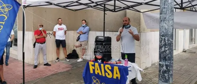 Corigliano-Rossano, scoppia la protesta dei dipendenti delle autolinee: video