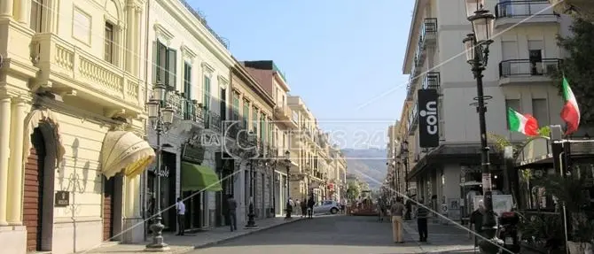 Reggio Calabria, famiglie tartassate dal fisco: è la città dove si pagano più tasse