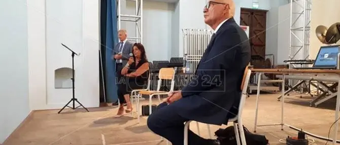 «Il mare calabrese, un tesoro da salvare». Scienza e politica protagonisti a Vibo