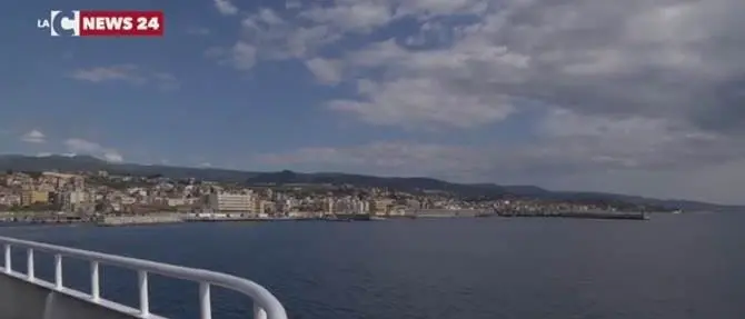 Tunnel dello Stretto? Gli ingegneri: «Terremoti e forti correnti, non si può fare»