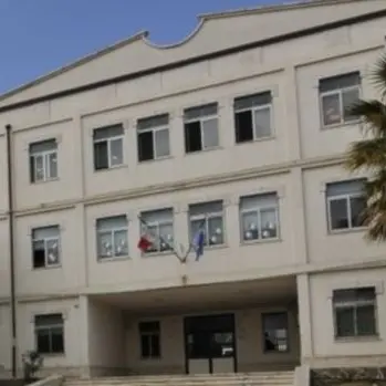 Cutro, dopo lo scioglimento del Comune arrivano i commissari