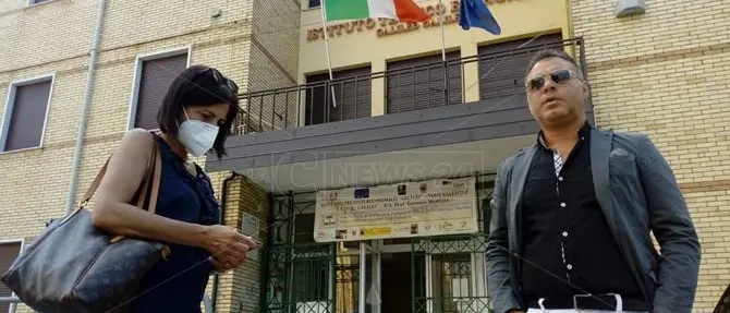 Vibo, mancano le aule e la Provincia mette a disposizione la propria sede