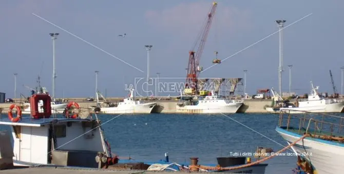 Nave Covid a Corigliano Rossano, insorgono le rappresentanze istituzionali